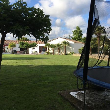 Chambre D Hotes Les Trois Chateaux Piscine Interieure Chauffee Notre-Dame-de-Riez Exterior foto